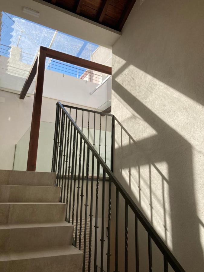 Aparthotel Casa Senorial Del Siglo XVIII Sevilla Exterior foto