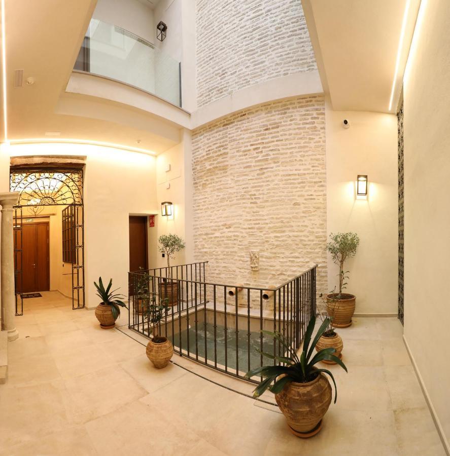 Aparthotel Casa Senorial Del Siglo XVIII Sevilla Exterior foto